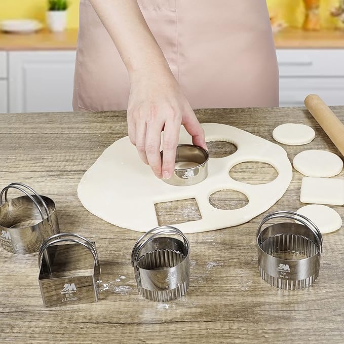 M JNGMEI 4 Pieces Stainless Steel Cookie Cutter Set 2.25inch, 3.5inch Biscuit - Image 6