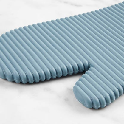 KITCHENAID Ribbed Soft Silicone Oven Mitt 2-Pack Set, Fog Blue - Image 4