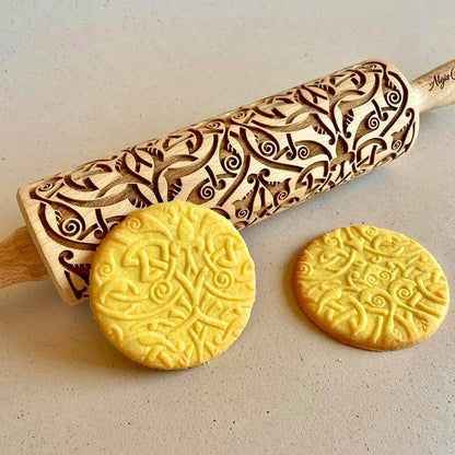 FLEUR DE LIS KNOT Embossing Rolling Pin. Dough Roller - Image 3